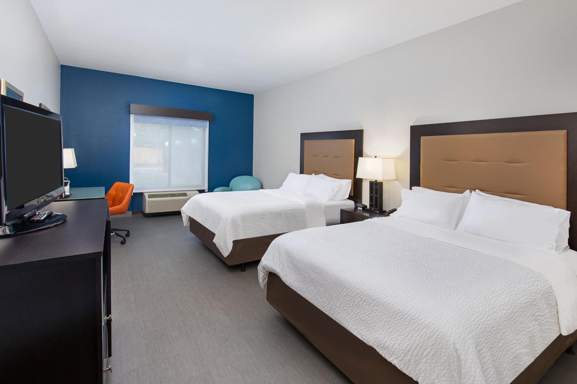 Holiday Inn Express & Suites - Cleveland Northwest By Ihg Eksteriør bilde