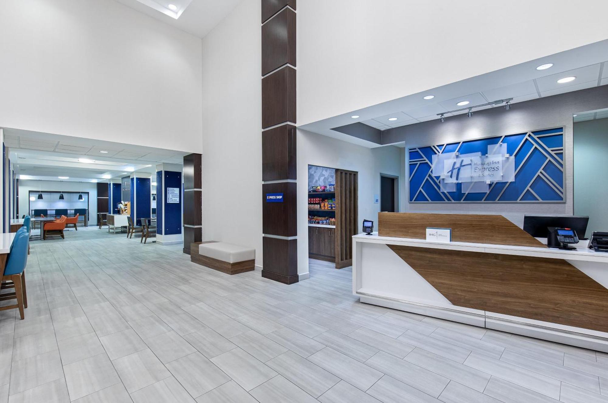 Holiday Inn Express & Suites - Cleveland Northwest By Ihg Eksteriør bilde