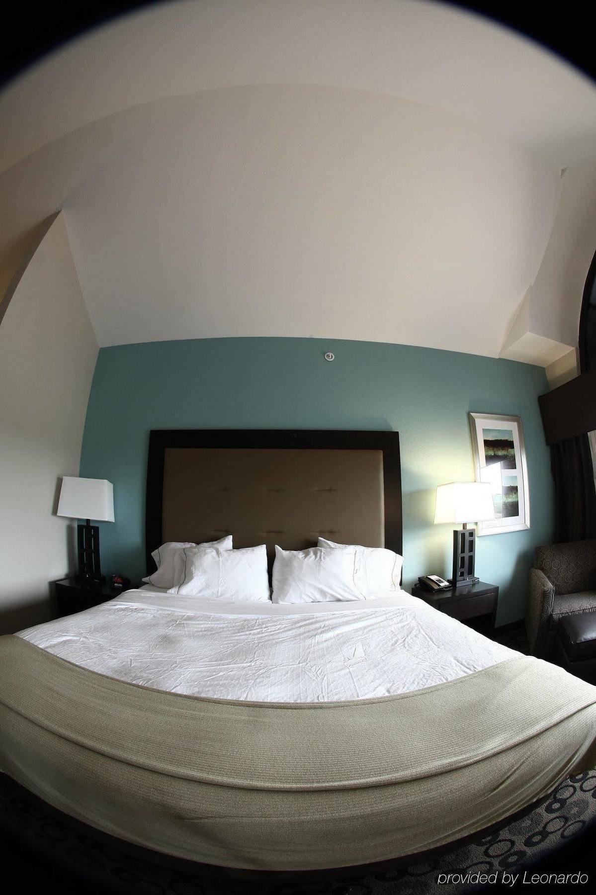 Holiday Inn Express & Suites - Cleveland Northwest By Ihg Eksteriør bilde